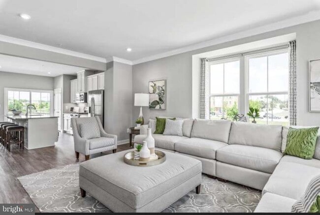 Photo - 2926 WATERFRONT Way