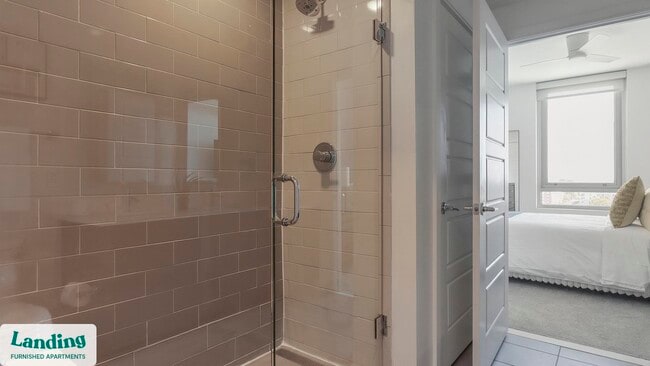 Photo - 3005 Peachtree Rd NW Unidad 1215.1412104