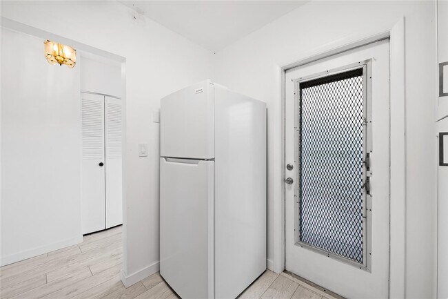 Photo - 5031 W Oakland Park Blvd Unit 309