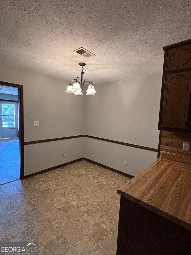 Photo - 1048 Green Valley Dr NW