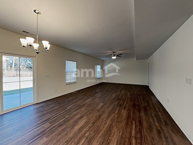 Photo - 5034 Twin River Dr