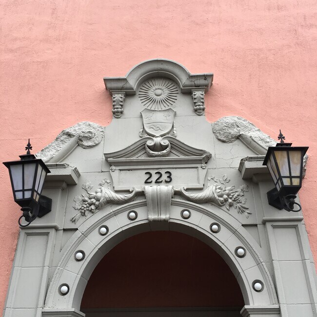 Photo - Marion Apartments