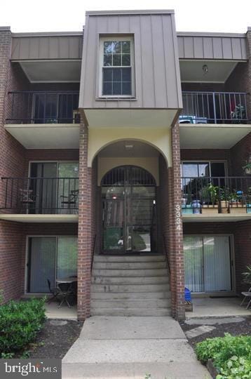Building Photo - 3334 Woodburn Village Dr Unit 33 Rental