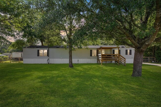 Photo - 106 County Road 3755