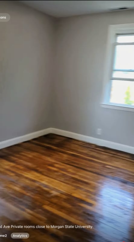 Photo - 1642 Lochwood Rd