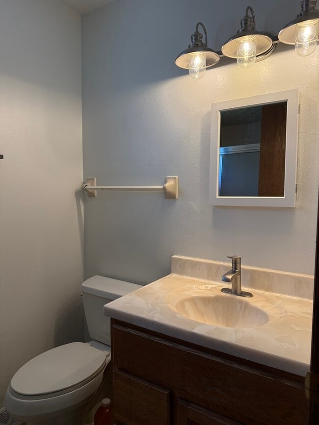 Photo - 3631 Clairmont St