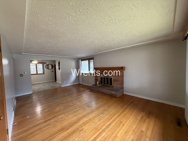 Photo - Now Available: Spacious 4-Bed, 2-Bath Home in Town & Country