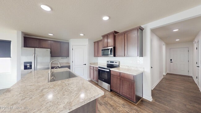 Building Photo - 3640 Alta Lakes Blvd