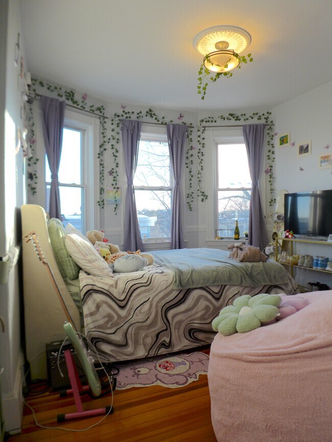 Photo - 19 Bucknam St