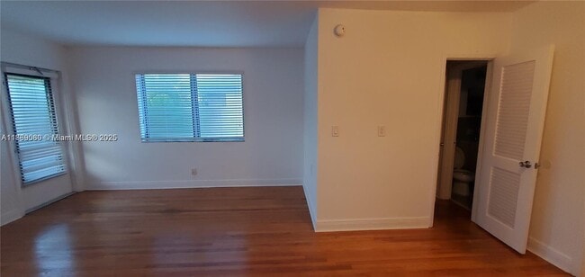 Photo - 535 74th St Unit 10