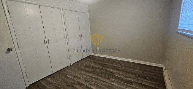 Photo - Renovated 1-Bedroom at Campbell Apartments Near Downtown Available NOW! Unidad 1446