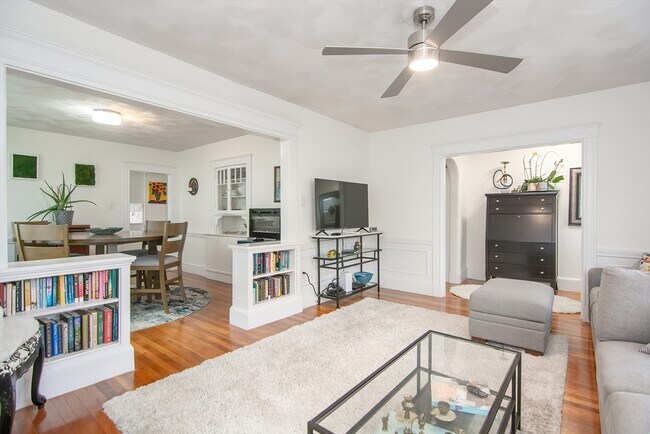 Photo - 48 Farquhar St Unit 1