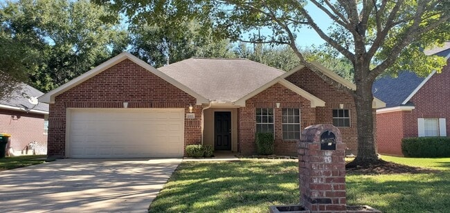 Building Photo - 1207 Toby Ln