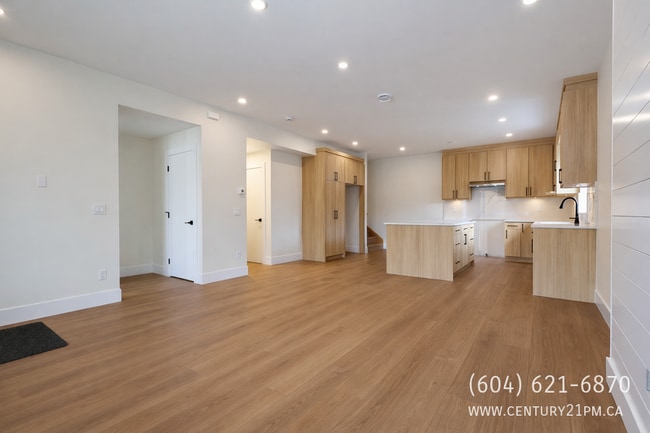 Photo - 33918 Marshall Rd