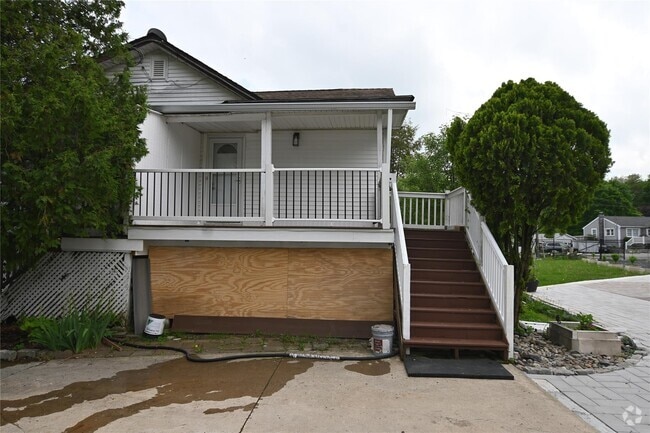 Building Photo - 3 Polizzi Dr Unit 2 Rental