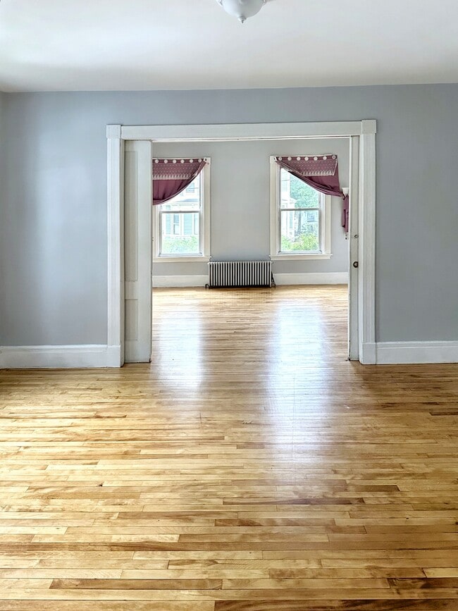 Building Photo - 115 Highland Ave Unit 1