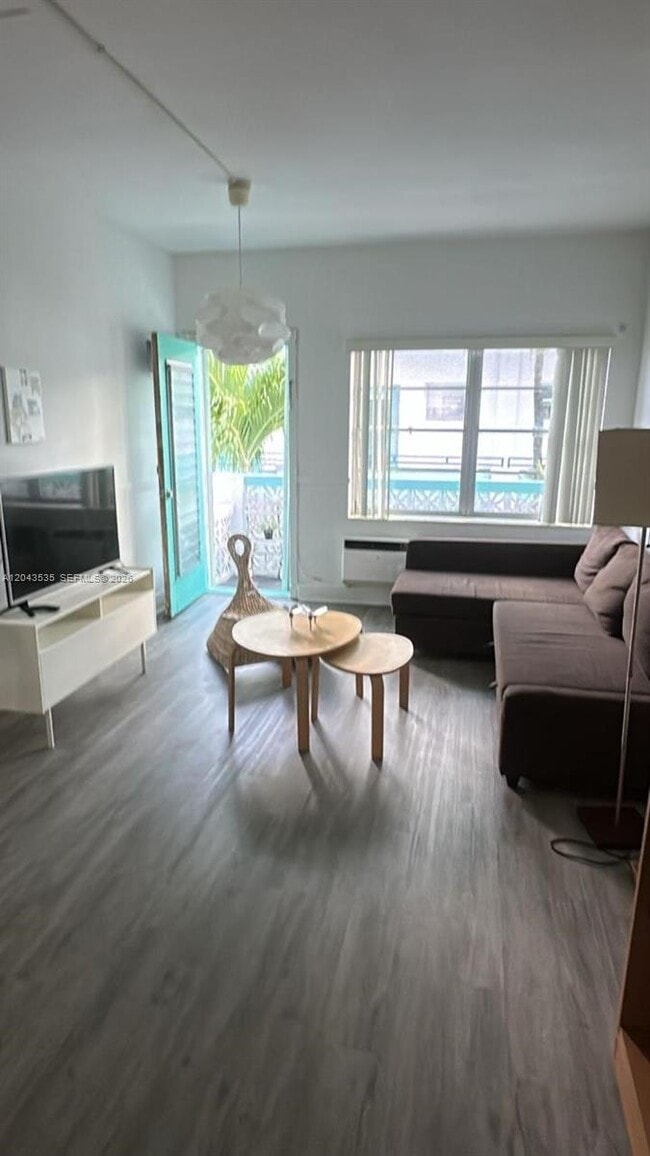 Photo - 6498 Collins Ave Unidad 48
