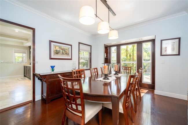 Photo - 2855 SW 17th Ave