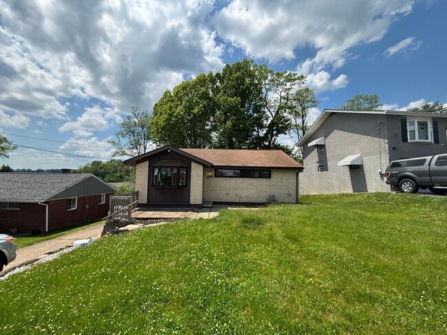 Photo - Jump into June and Own Your Own Home with our Summer Savings Spectacular!! - Lease-to-Own Opportu...