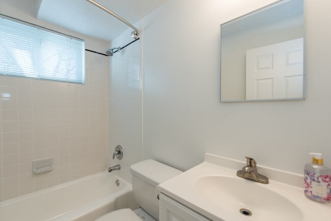 Photo - Mason Avenue Apartments