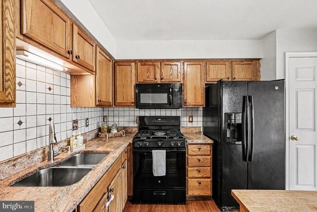 Photo - 4524 Papillion Ct