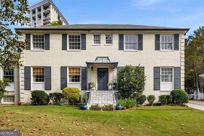 Photo - 140 Rumson Rd NE