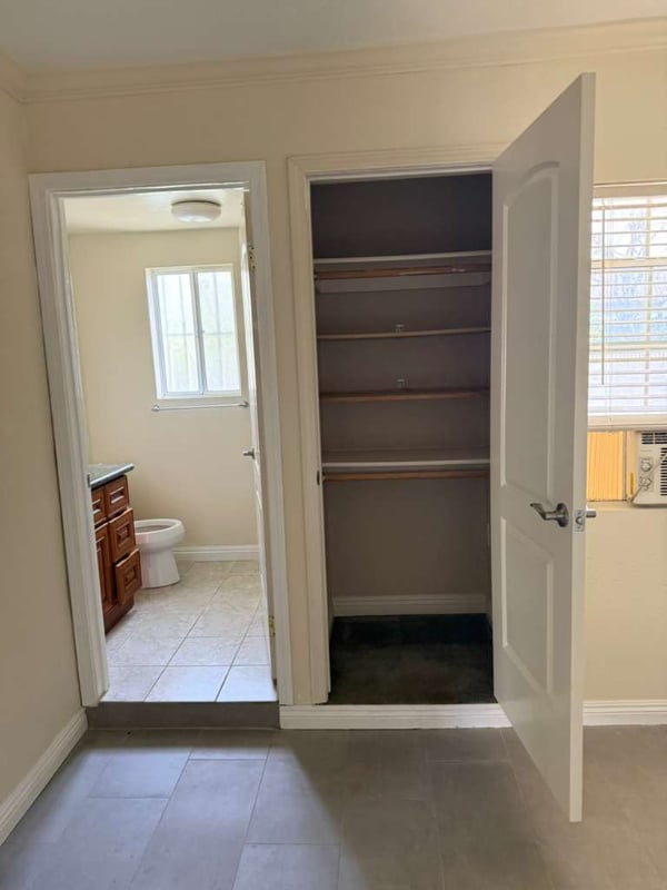 Photo - 224 Gladys Ave