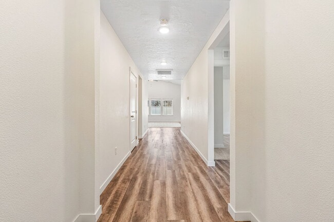 Photo - 10604 W New Berlin Dr