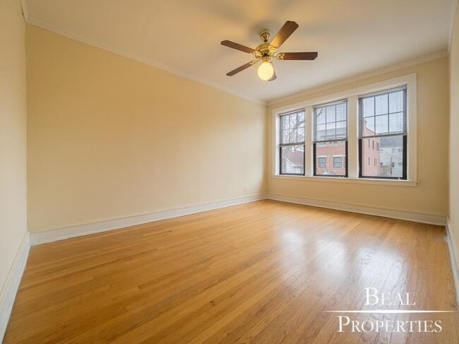2 bedroom in CHICAGO IL 60613 - 2 bedroom in CHICAGO IL 60613 Condo Unit 1