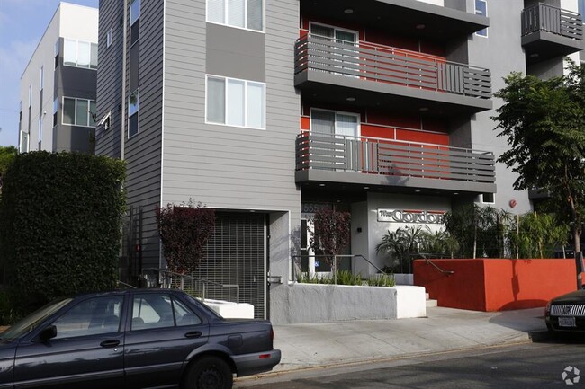 Photo - 1555 Gordon St Apartment