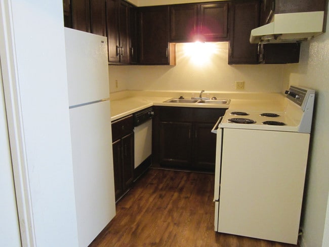 Country Crossing Apartments