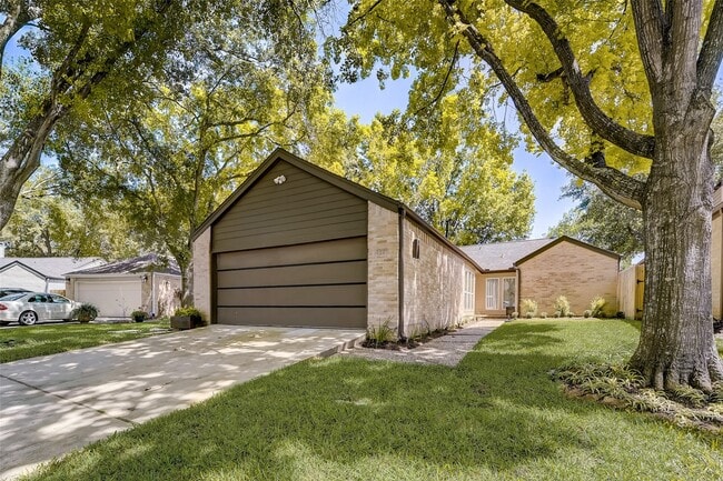 Building Photo - 1371 Beaujolais Ln