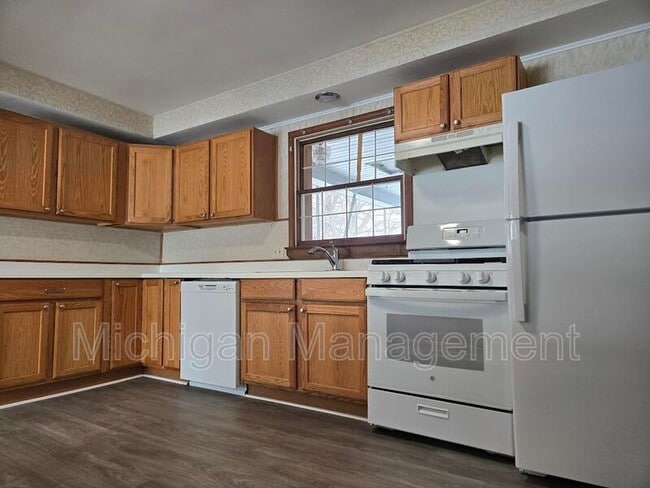 Photo - 6927 Janet St