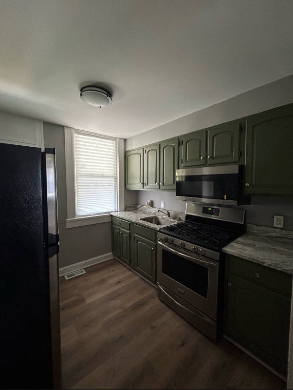 Photo - 30 N Abington Ave