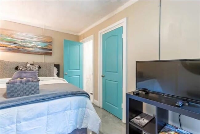 Photo - 235 Walnut St NW