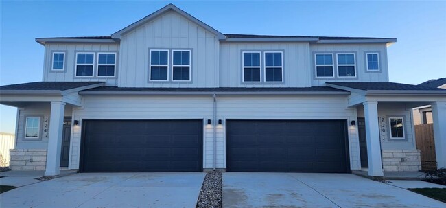 Photo - 224 Kelce Ct Townhome