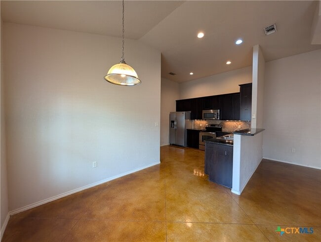 Photo - 229 Anne Louise Dr