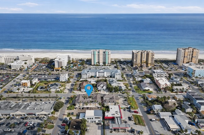 Building Photo - Feel the Ocean Breezes