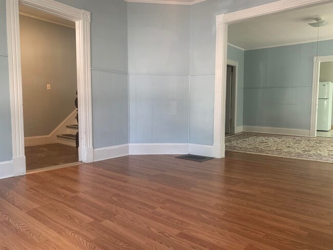 5 Pleasant St
