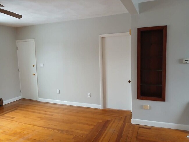 Photo - 20 Warwick Neck Ave