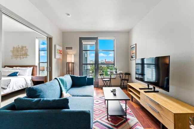 Photo - 355 Berry St Unidad FL4-ID1264837P