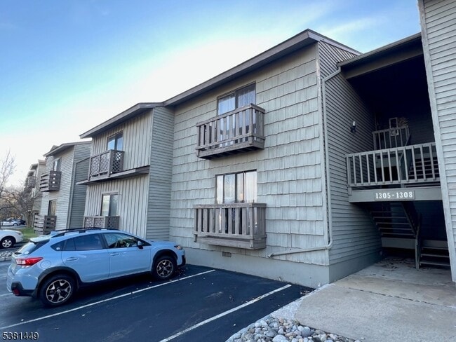 Building Photo - 1308 Spruce Hills Dr Rental