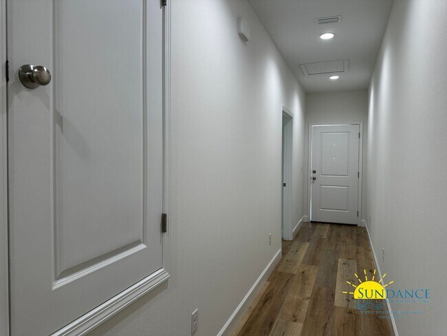 Photo - Beautiful New Construction Unit in Fort Wa...