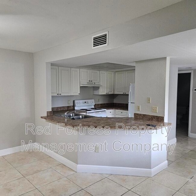 Photo - 3100 Seasons Way