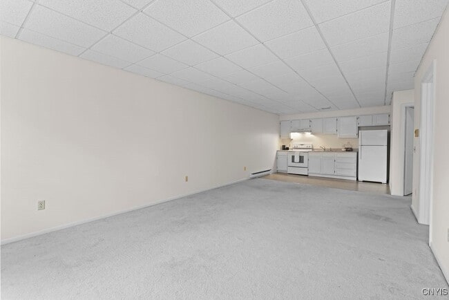 Building Photo - 15 Jordan St Rental