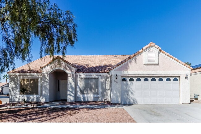 Building Photo - 6017 Ingenue Rd