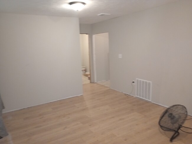 Photo - 17 Orchard Dr Unit #1