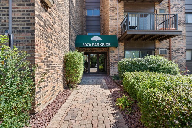 Photo - 8970 N Parkside Ave Unidad 301