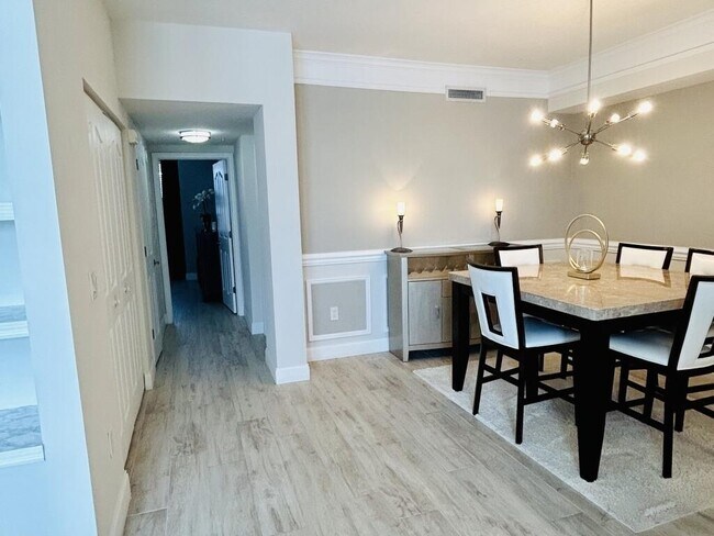 Photo - 2046 Alta Meadows Ln