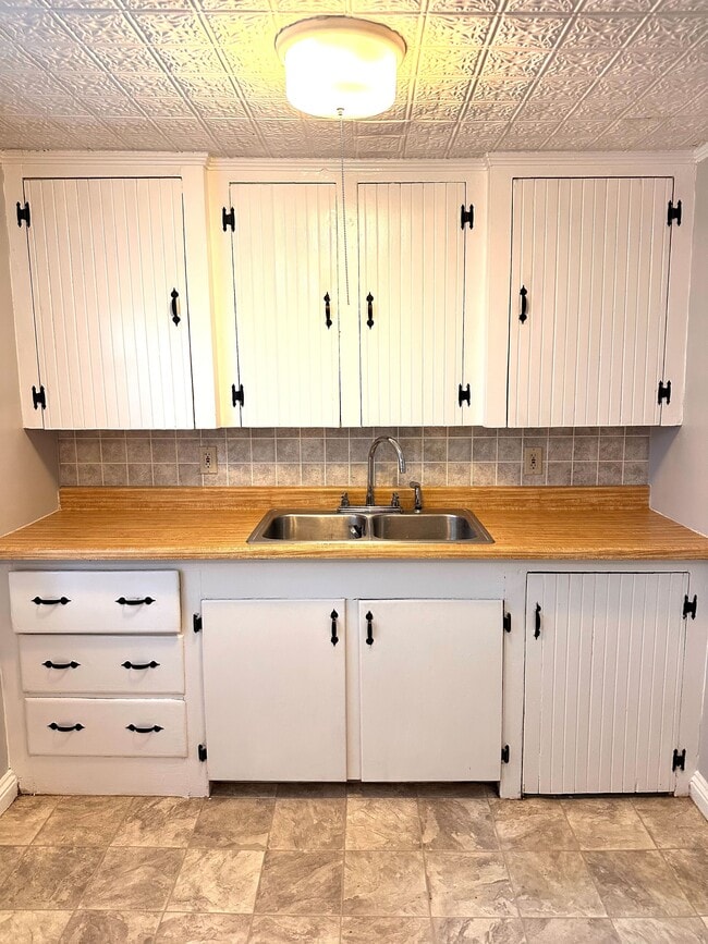 Photo - 103 Thomas Hill Rd Unit B